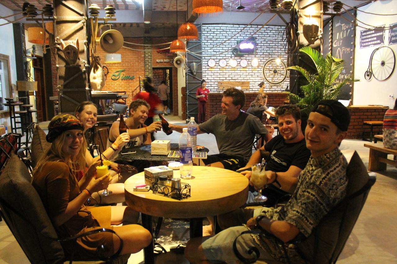 Phong Nha Gecko Hostel Dong Hoi Exterior foto