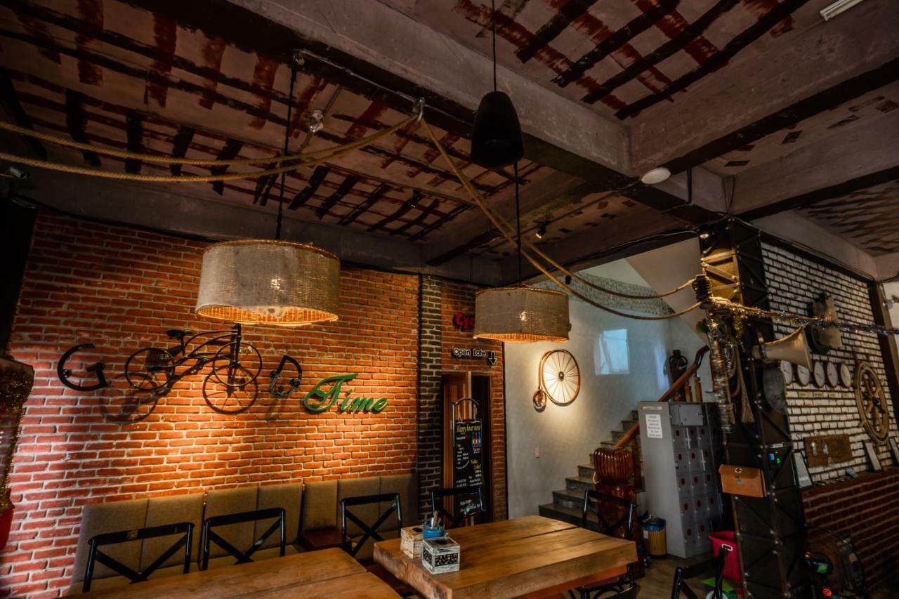 Phong Nha Gecko Hostel Dong Hoi Exterior foto